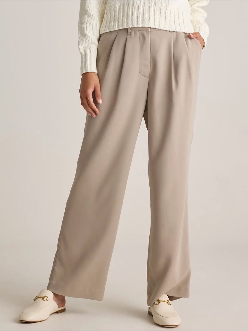 Quince Stretch Crepe Pleated Wide Leg Pants in Moral Grey, Size 6, 30 Inseam